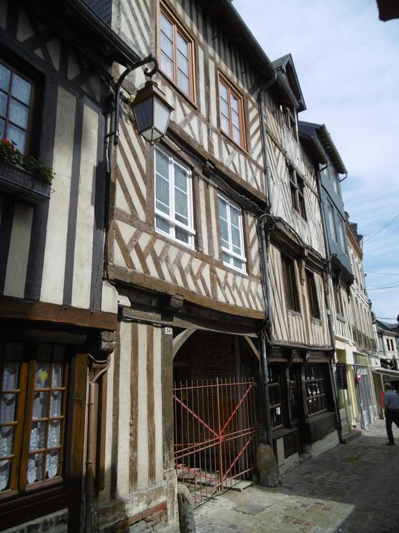 Le Clocher Sainte Catherine Appartement Honfleur Kamer foto
